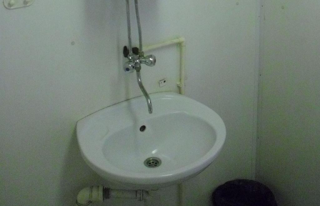 Hostel Metro Βαρσοβία Εξωτερικό φωτογραφία