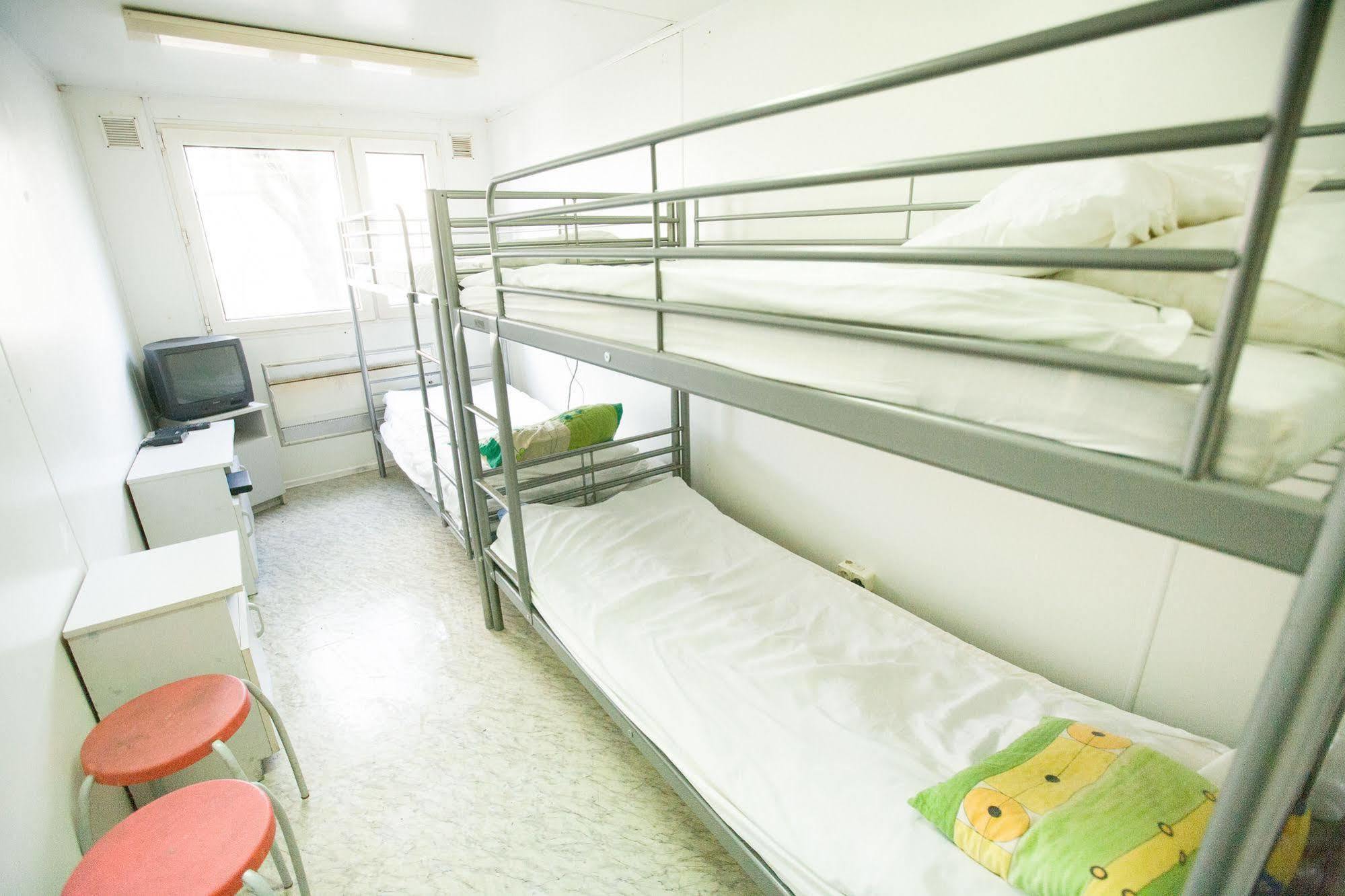 Hostel Metro Βαρσοβία Εξωτερικό φωτογραφία