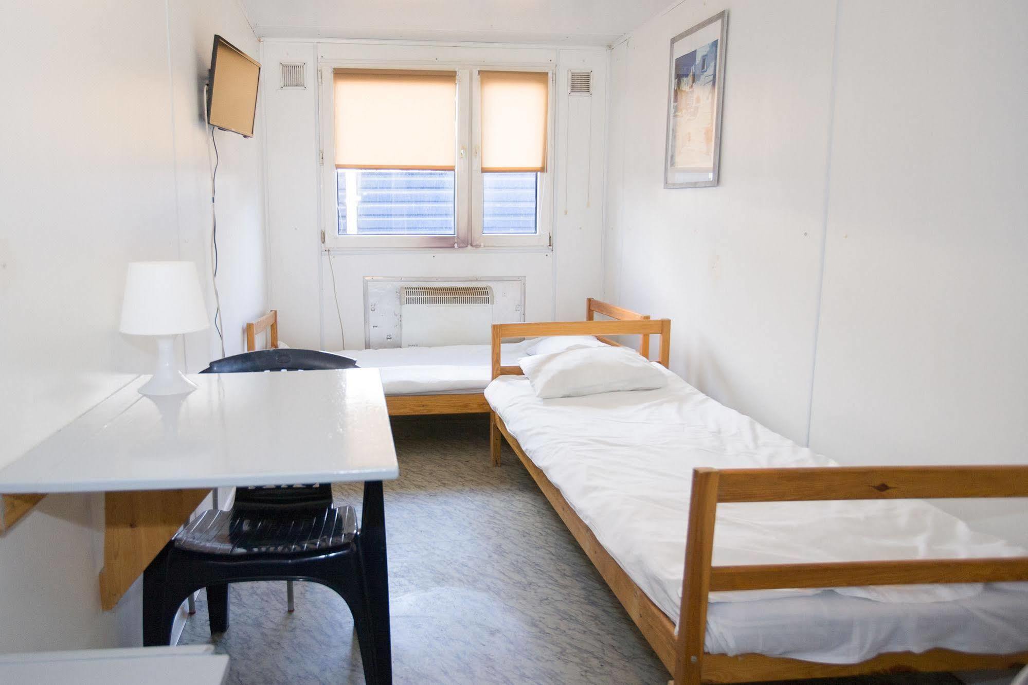 Hostel Metro Βαρσοβία Εξωτερικό φωτογραφία